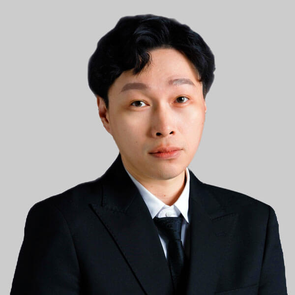 關於我們-何冠洲_高雄